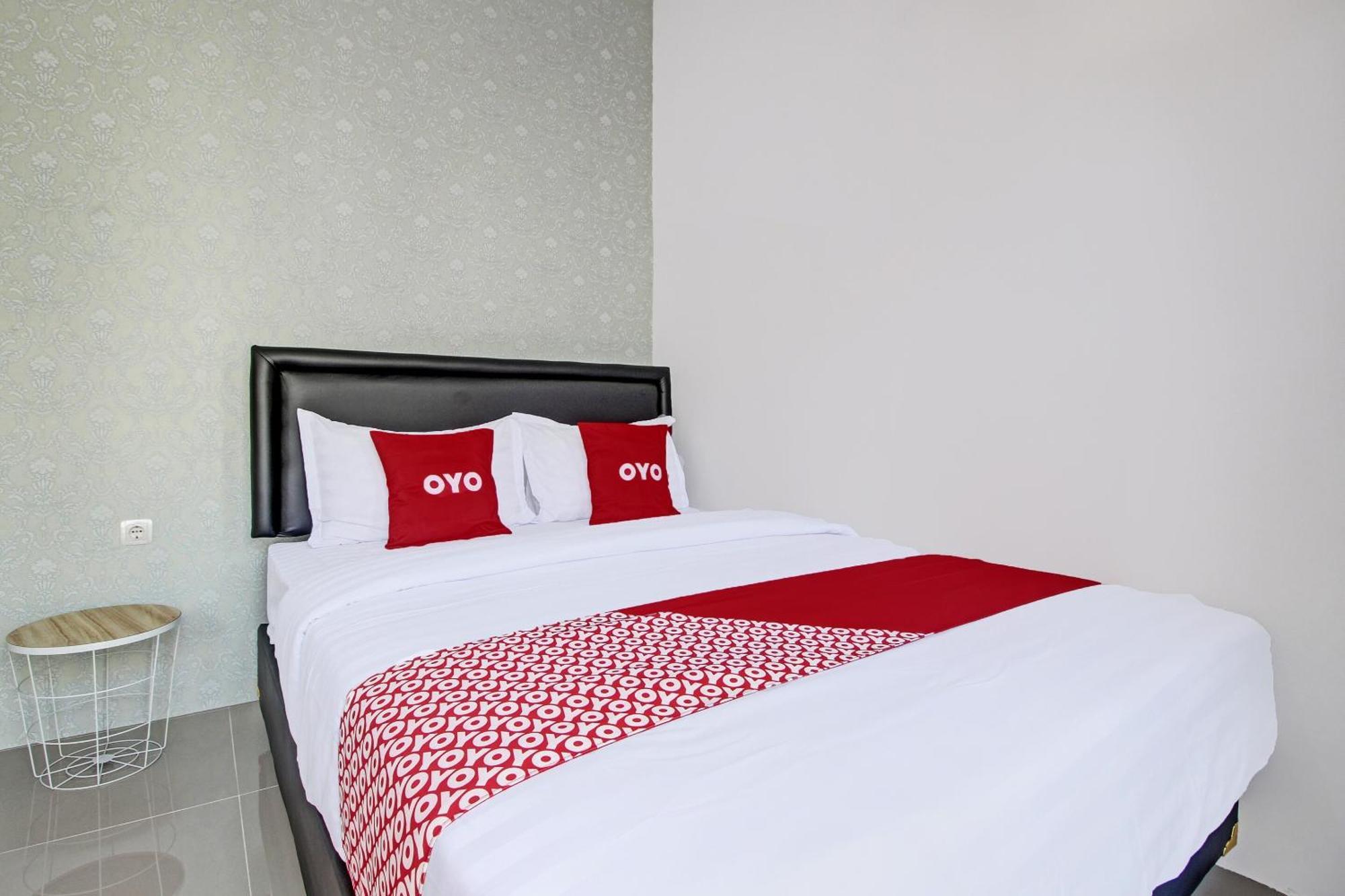 Super Oyo Collection O 92363 Kp Inn ยอกยาการ์ตา ภายนอก รูปภาพ