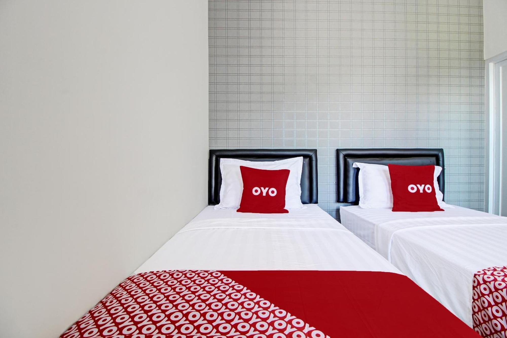 Super Oyo Collection O 92363 Kp Inn ยอกยาการ์ตา ภายนอก รูปภาพ