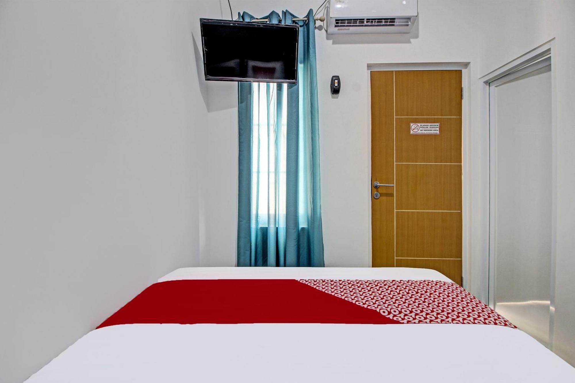 Super Oyo Collection O 92363 Kp Inn ยอกยาการ์ตา ภายนอก รูปภาพ