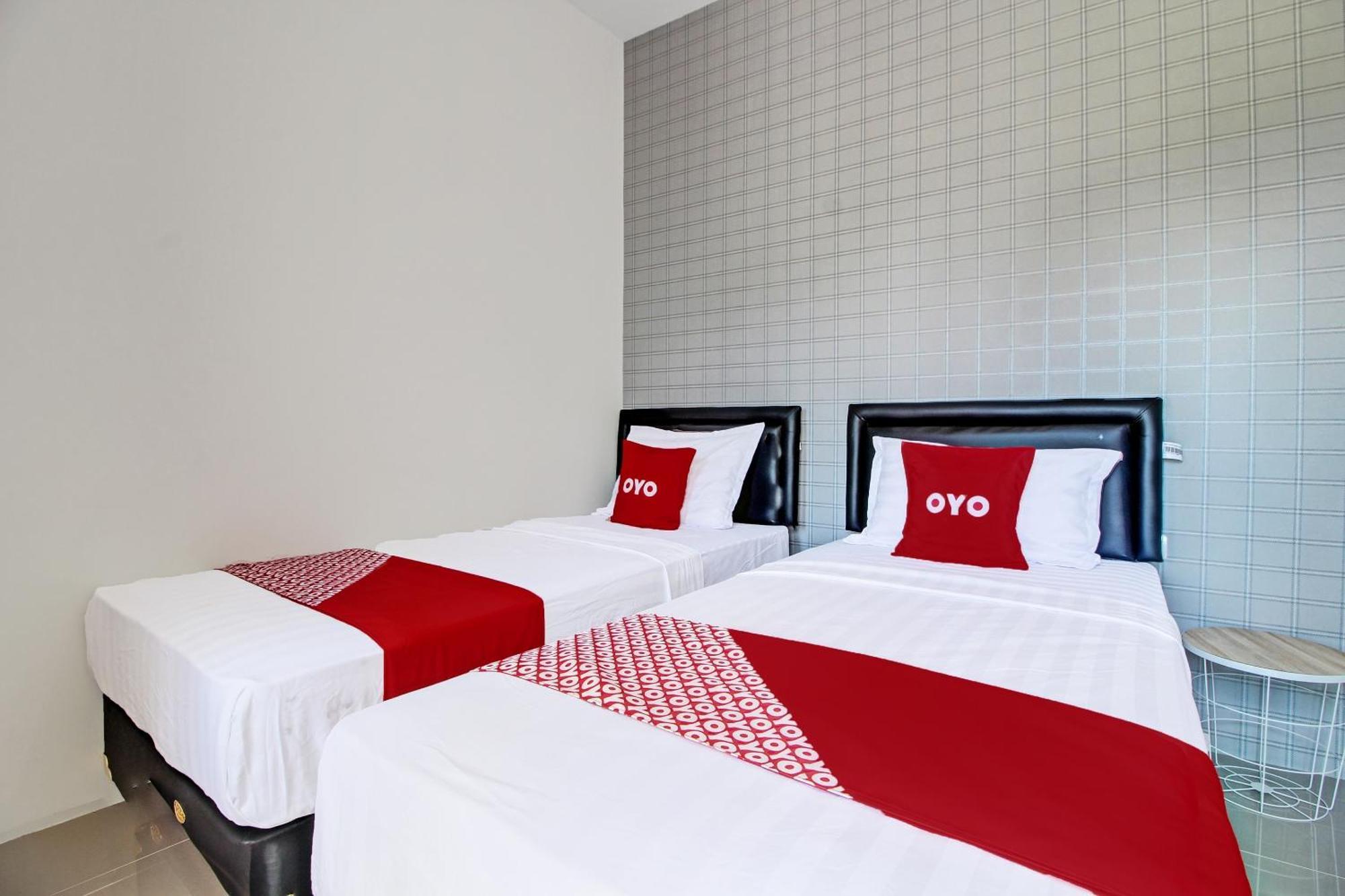 Super Oyo Collection O 92363 Kp Inn ยอกยาการ์ตา ภายนอก รูปภาพ