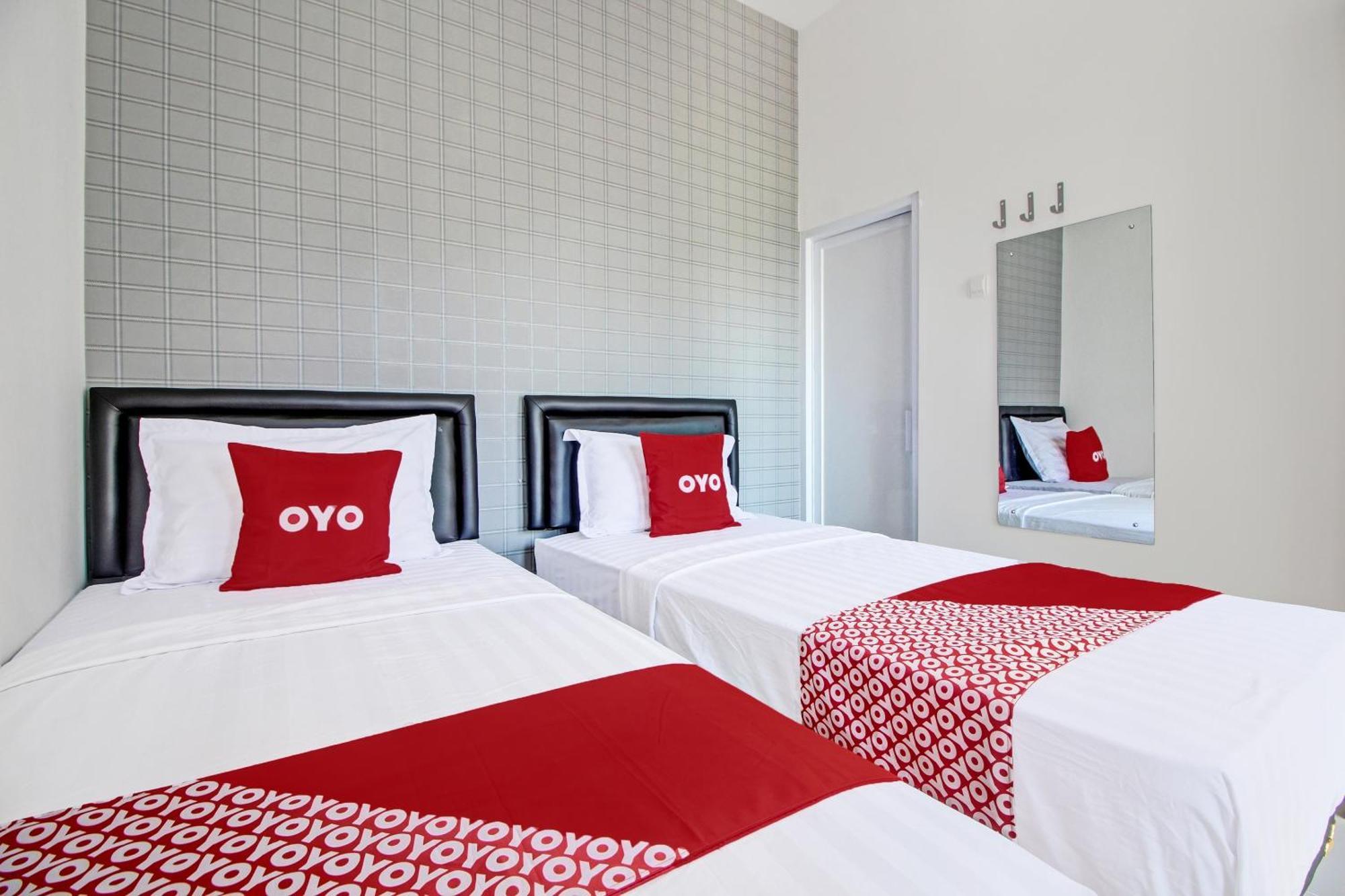 Super Oyo Collection O 92363 Kp Inn ยอกยาการ์ตา ภายนอก รูปภาพ