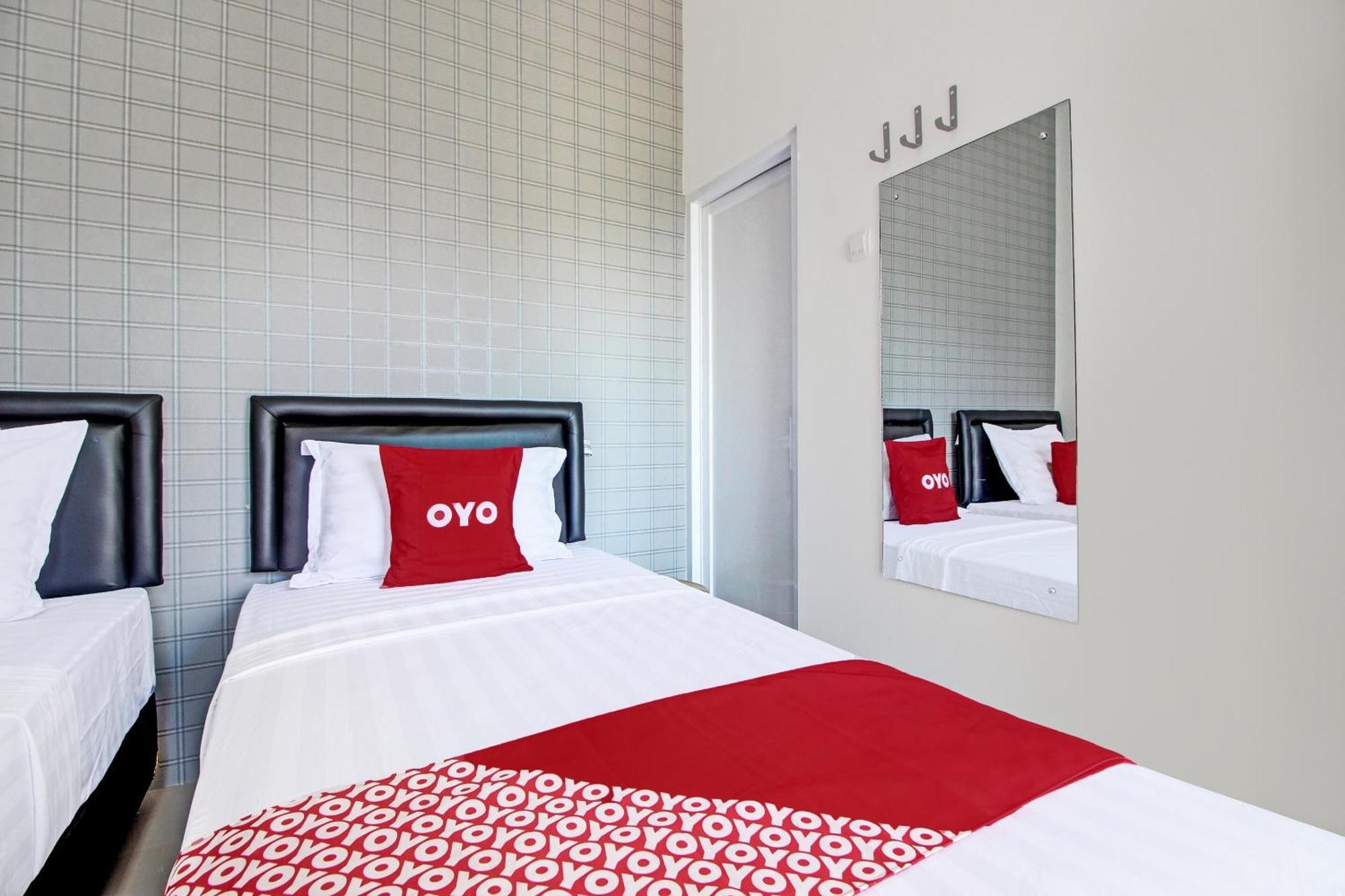 Super Oyo Collection O 92363 Kp Inn ยอกยาการ์ตา ภายนอก รูปภาพ
