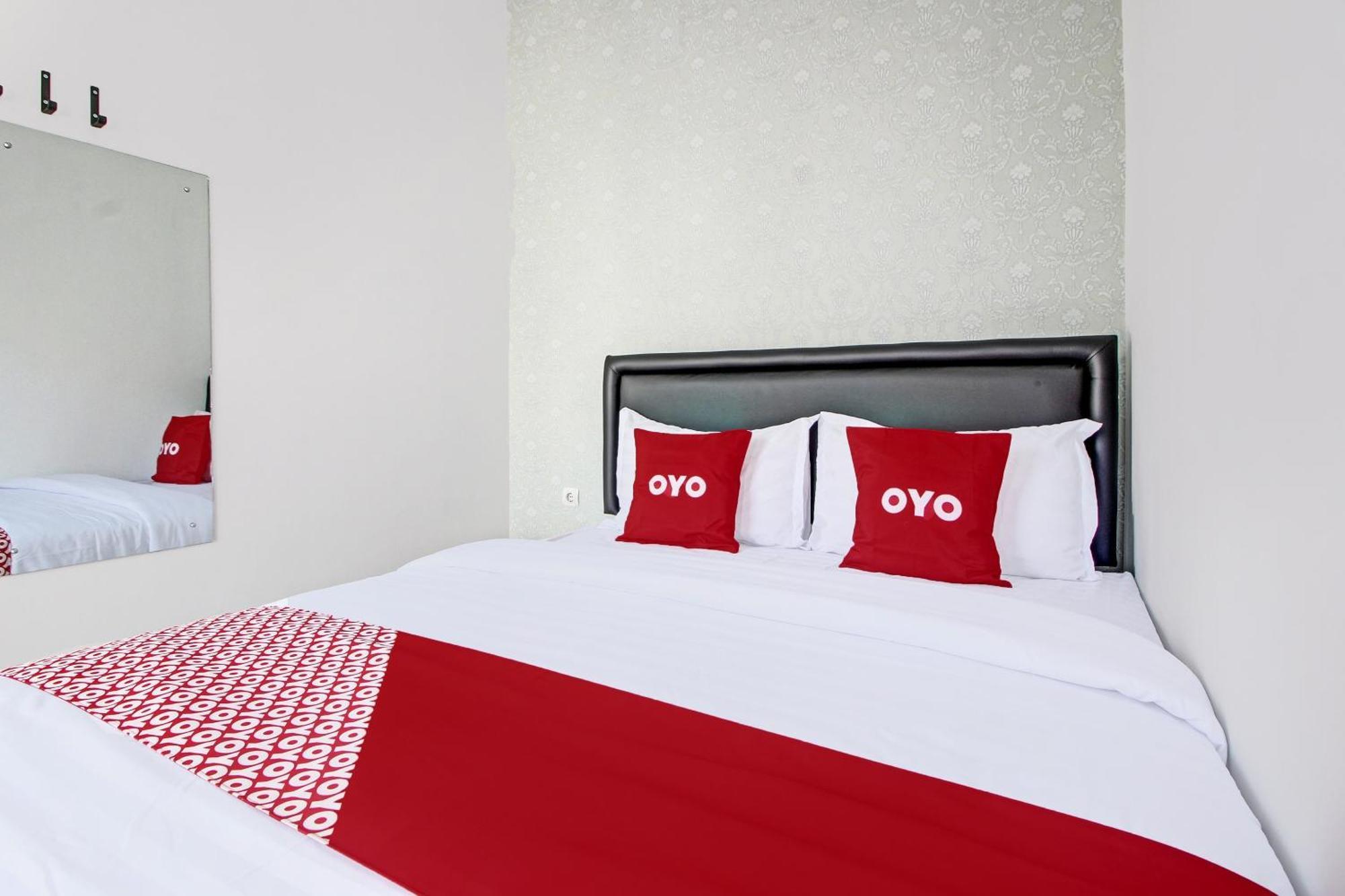 Super Oyo Collection O 92363 Kp Inn ยอกยาการ์ตา ภายนอก รูปภาพ